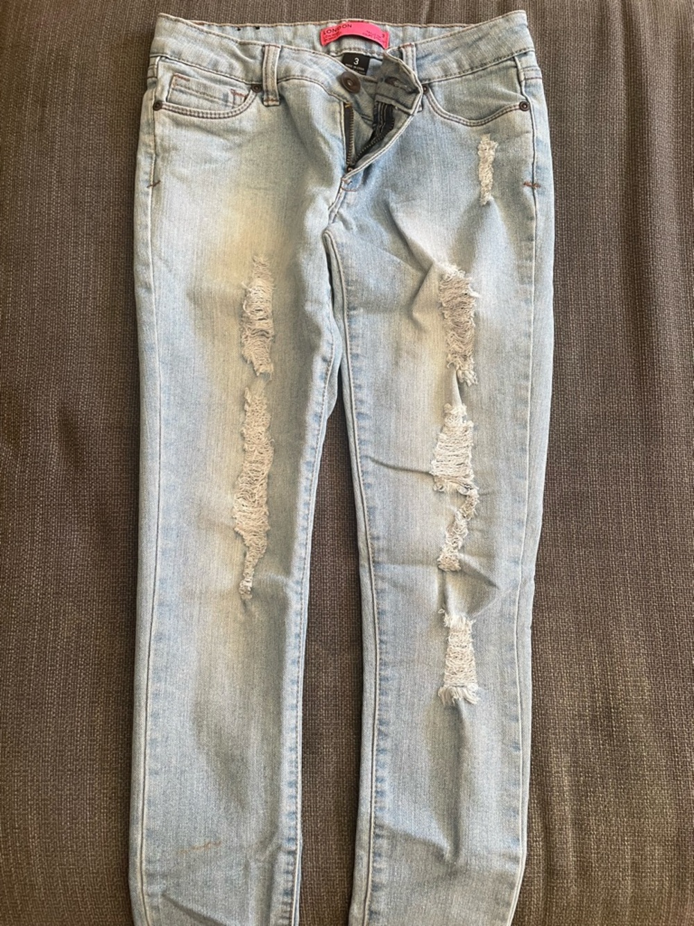 Urban Planet Size 3 London Distressed/Ripped Skinny Jeans, length 37”